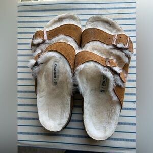 Birkenstock Suede Two-Strap Shearling Lined Sandals - Mink color. Size 40.